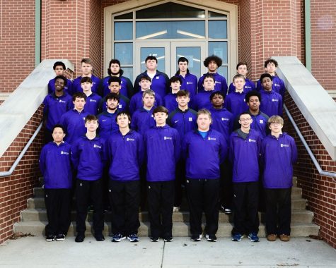 The Harrisburg boys track team picture.